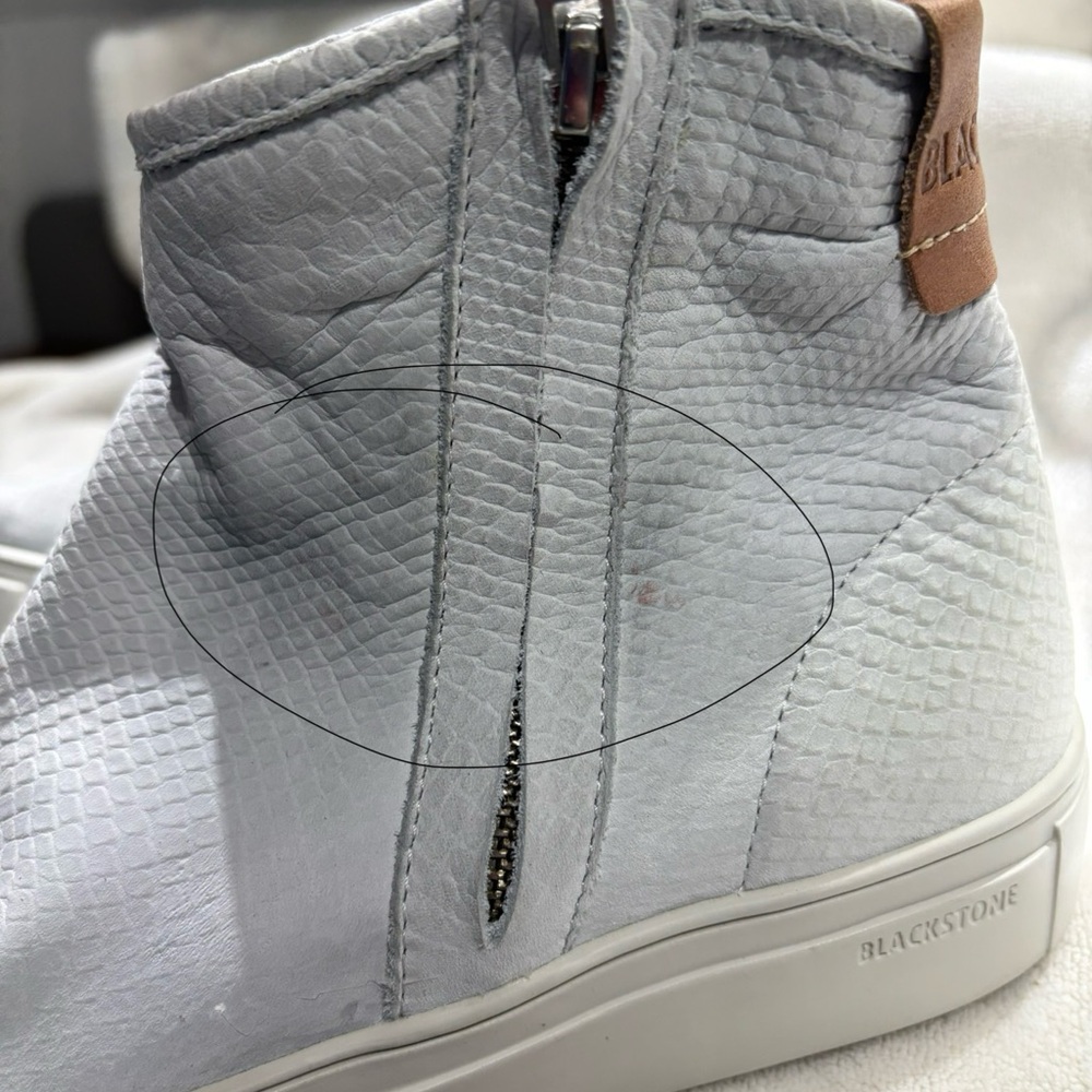 Blackstone Bootie - Picture 4 of 8